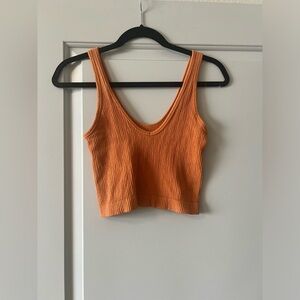 Urban Outfitters Burnt Orange Scoop Neck Cropped Tank Top in Size Large